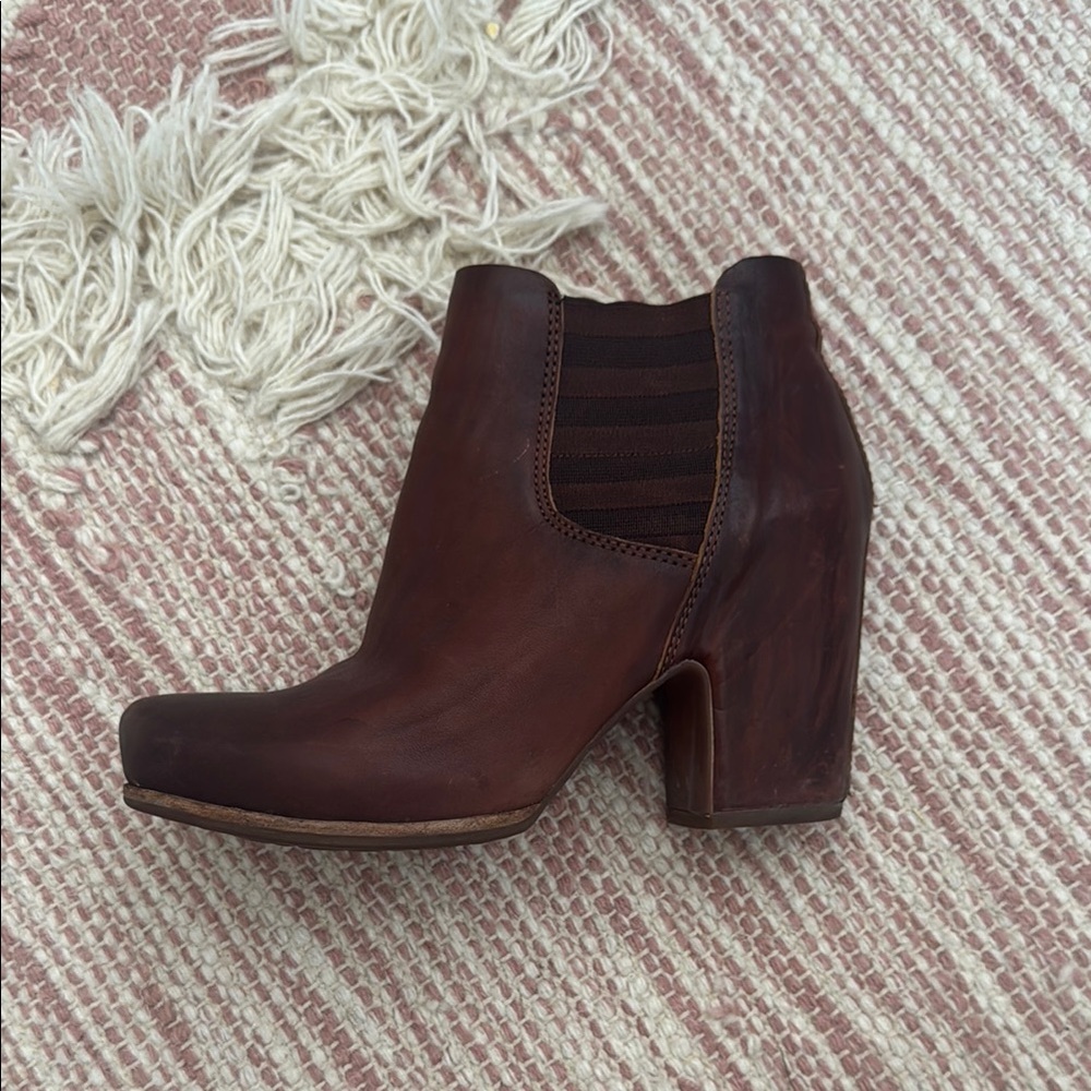 Korkease Brown Leather Booties